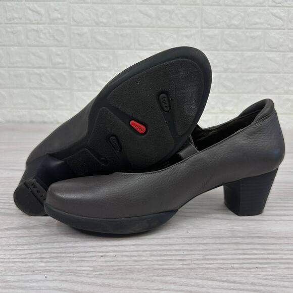 Wolky Mary Jane Pump Shoes SZ 38 Gray Black Hook Loop Strap Block Heels Leather - Picture 4 of 9